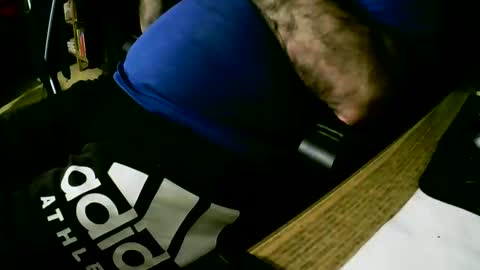 coyote017 online show from 02/11/25, 08:42