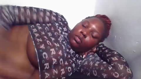 Erykah online show from 12/08/24, 10:25