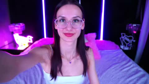 cozymell online show from 03/04/25, 10:02