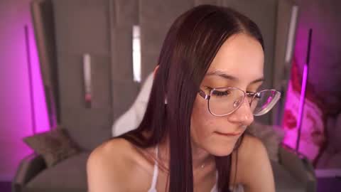 cozymell online show from 03/11/25, 05:02