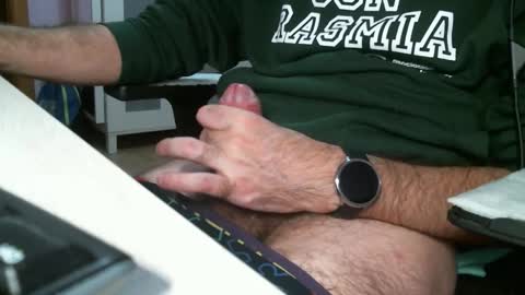 Snapshot of cpg17 chatting on 11/07/25, 10:10 cpg17 online show from 11/07/25, 10:10