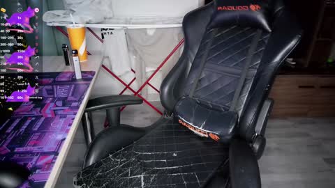 crash_test13 online show from 02/03/25, 10:00