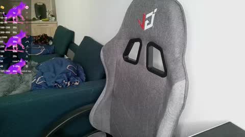 crash_test13 online show from 02/05/25, 11:55