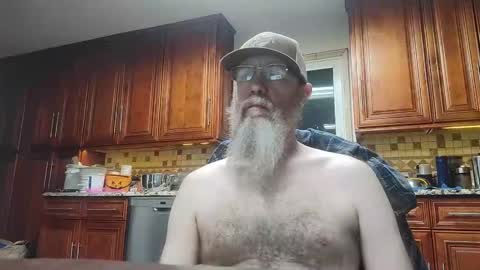 Snapshot of craven_moreass chatting on 05/08/26, 10:09 Dick Fitswell online show from 05/08/26, 10:09