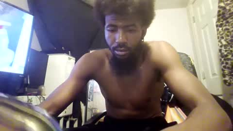 Snapshot of craze320084 chatting on 09/15/25, 04:01 craze320084 online show from 09/15/25, 04:01