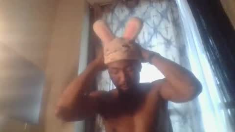 Snapshot of craze320084 chatting on 04/05/26, 04:04 craze320084 online show from 04/05/26, 04:04