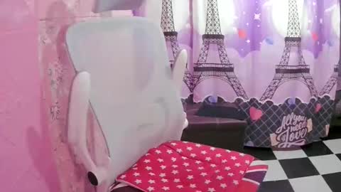 crazy_4u69 online show from 04/30/26, 03:02