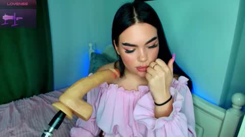 Eva online show from 11/07/25, 07:19