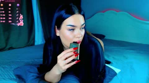 Eva online show from 02/15/26, 04:47