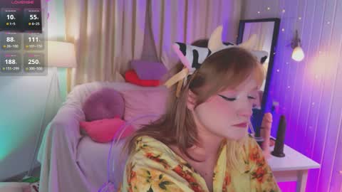 Snapshot of crazy__wine chatting on 05/16/26, 12:07 Sonya online show from 05/16/26, 12:07