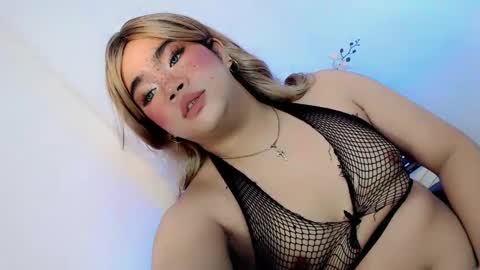Hot Ayisha online show from 02/13/25, 08:55