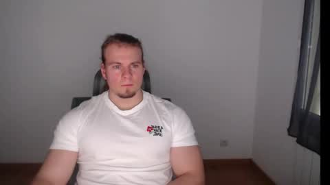 crazyangel8 online show from 12/12/24, 02:33