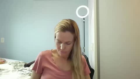 Anny online show from 02/27/26, 10:48