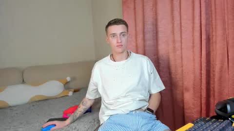 Alex online show from 11/02/25, 06:21