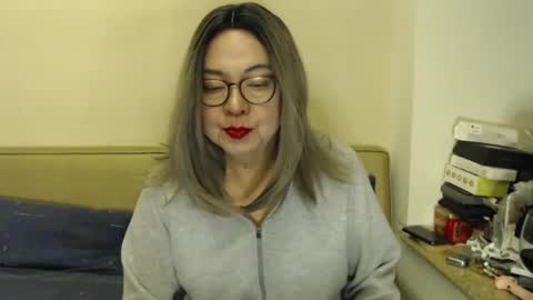 Kelly   online show from 12/13/24, 07:10