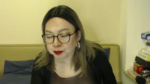 Kelly   online show from 01/12/25, 04:08