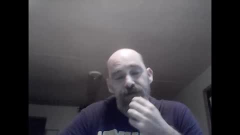Snapshot of crazyheratic8 chatting on 10/24/25, 12:41 crazyheratic8 online show from 10/24/25, 12:41