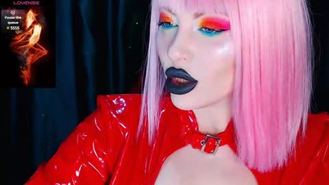 Snapshot of crazypinkyball chatting on 01/04/25, 02:14 Roxy online show from 01/04/25, 02:14