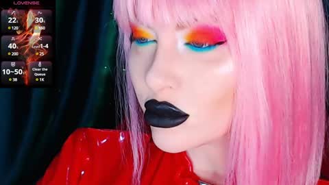 Snapshot of crazypinkyball chatting on 02/04/25, 12:44 Roxy online show from 02/04/25, 12:44