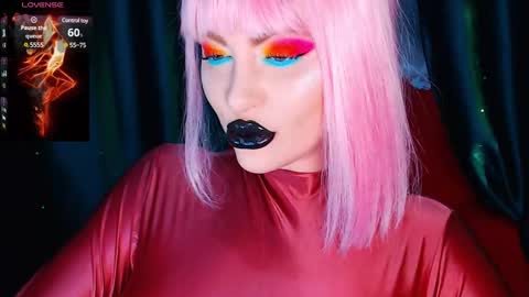 Snapshot of crazypinkyball chatting on 03/05/25, 02:01 Roxy online show from 03/05/25, 02:01