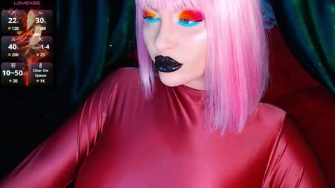 Snapshot of crazypinkyball chatting on 03/06/25, 01:57 Roxy online show from 03/06/25, 01:57