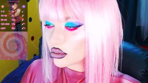 Snapshot of crazypinkyball chatting on 09/20/25, 04:41 Roxy online show from 09/20/25, 04:41