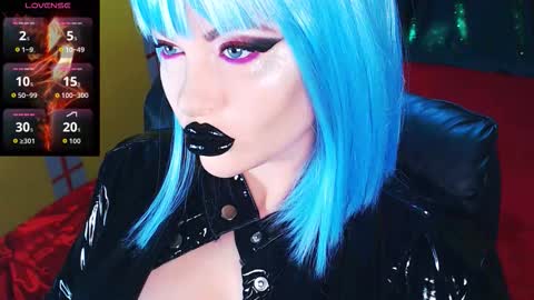 Roxy online show from 02/11/26, 03:06