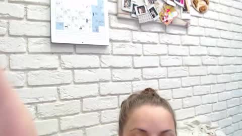 Crazyy Girl  online show from 02/01/26, 07:51