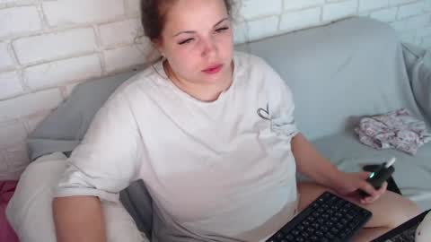 Snapshot of crazyy_girl_ chatting on 06/04/26, 04:02 Crazyy Girl online show from 06/04/26, 04:02