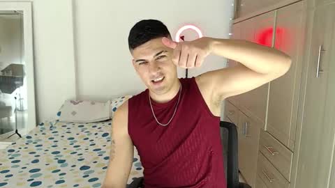 Snapshot of crazyybull chatting on 09/11/25, 02:44 Bull online show from 09/11/25, 02:44