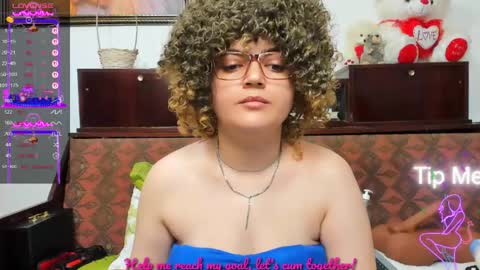 Snapshot of crazzy_pussy chatting on 04/26/26, 08:39 Ana online show from 04/26/26, 08:39