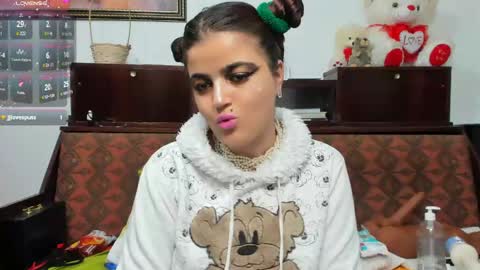 Snapshot of crazzy_pussy chatting on 05/10/26, 02:44 Ana online show from 05/10/26, 02:44