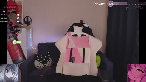 Snapshot of creammeow chatting on 12/19/24, 06:12 Alina online show from 12/19/24, 06:12