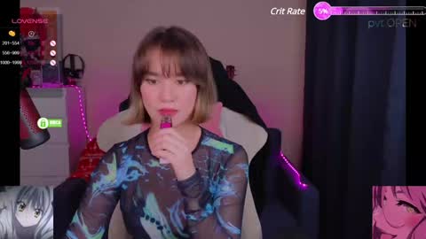 Snapshot of creammeow chatting on 02/04/25, 06:14 Alina online show from 02/04/25, 06:14