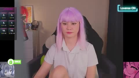 Snapshot of creammeow chatting on 12/02/25, 03:01 Alina online show from 12/02/25, 03:01