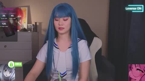 Snapshot of creammeow chatting on 03/10/26, 04:28 Alina online show from 03/10/26, 04:28