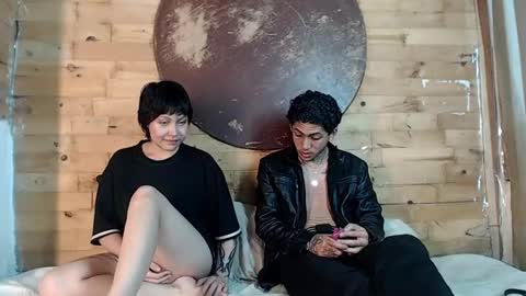 Snapshot of creampie_couple1 chatting on 01/15/25, 01:02 CAMILA Y SEBASTIAN online show from 01/15/25, 01:02