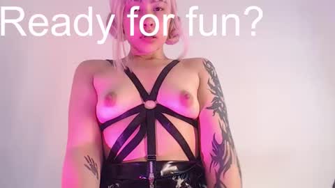 Snapshot of creampie_couple1 chatting on 11/28/25, 10:40 CAMILA Y SEBASTIAN online show from 11/28/25, 10:40