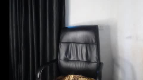 Lady jasmine online show from 09/11/25, 01:00