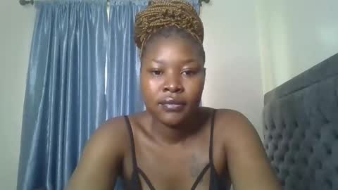 creamy_pie1 online show from 03/04/26, 08:31