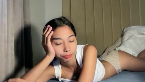 mika online show from 09/11/25, 04:23