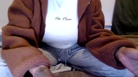 Snapshot of creamyexotica chatting on 02/17/25, 01:04 CreamyExotica online show from 02/17/25, 01:04