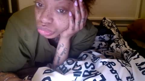 Snapshot of creamyexotica chatting on 02/22/25, 10:29 CreamyExotica online show from 02/22/25, 10:29