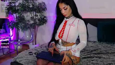 Sophie online show from 11/04/25, 06:45