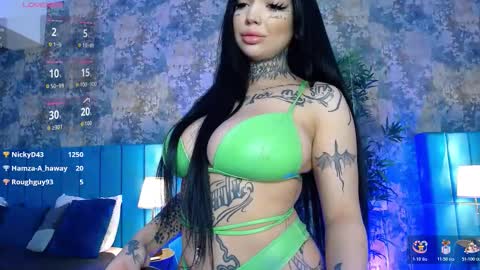 Sophie online show from 02/15/26, 07:51