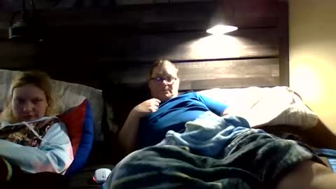 Snapshot of creamymadona chatting on 02/24/26, 04:43 Heather online show from 02/24/26, 04:43