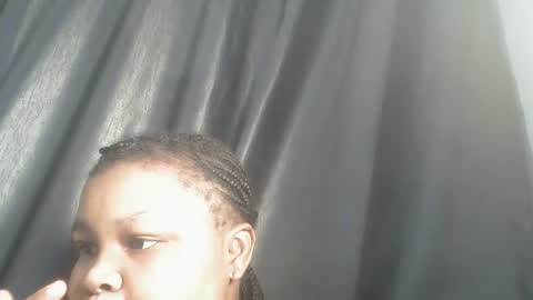 creamyposh1 online show from 11/24/25, 04:12