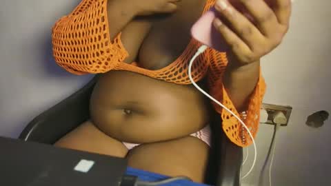 creamyposh1 online show from 12/20/25, 05:36