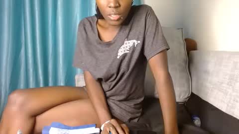 Snapshot of creamypro_ chatting on 01/12/25, 11:17 Taurus04 online show from 01/12/25, 11:17