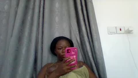 Snapshot of creamypussyxx chatting on 03/21/26, 06:40 creamypussyxx online show from 03/21/26, 06:40